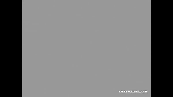 Nonton Sandra Pleasures Her Sexy Body While In Front Of The Bathroom Mirror thumbnail