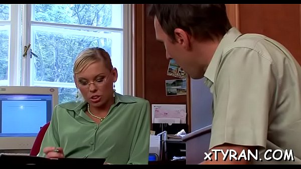 Wonderful hottie enjoys sex with fucker