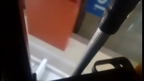 Nonton Grabando Spy Oculto thumbnail