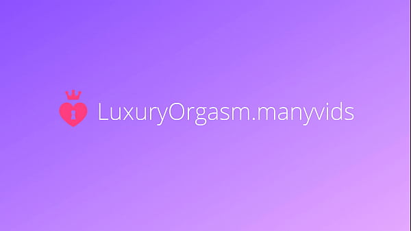 Play MP4 - Student cumming from fintering in her pink panties&period; Moans