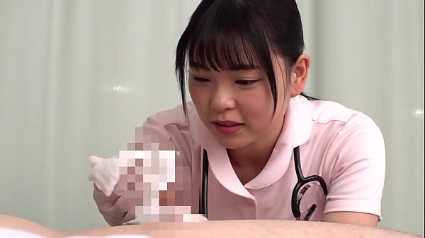 「内緒にするって約束できる？」入院中、性欲処理が出来なくてつらい&hellip;！そんな僕を見て同情してくれたナースさんが僕のチ○コに手を伸ばす&hellip;【パート2】 thumbnail