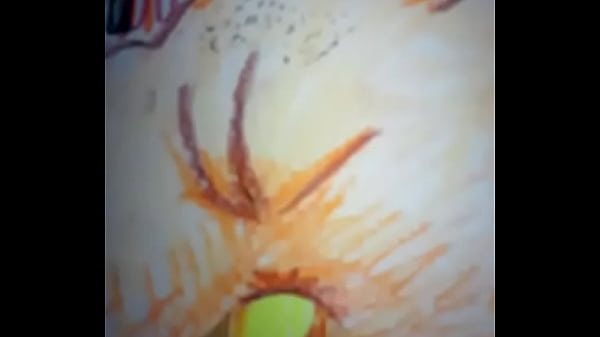 濡れたホワイトホールは素早い快感を得る