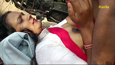 Indian Couple Enjoying Outdoor sex 