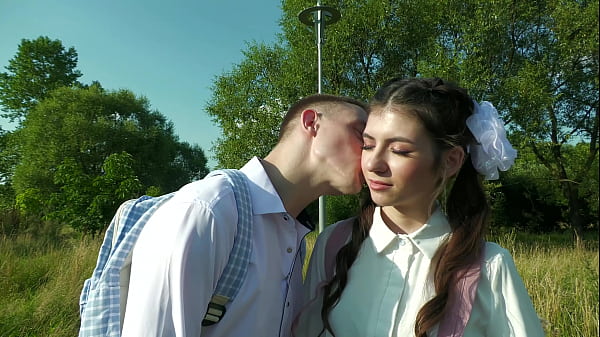 Play MP4 - Very Small 18yo with Body Weight of Only 35 kilograms Fucks in Anal with her Friend VG099