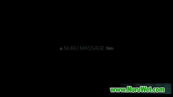 Nonton Second Hand Nuru (derrick Pierce & Janet Mason) Movie Clip-01 thumbnail