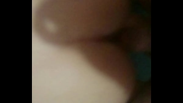 Novinha dando de quatro 