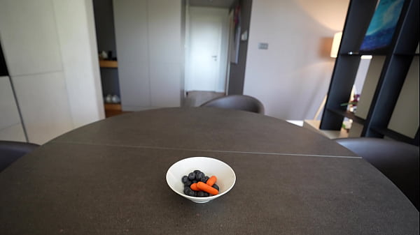 Nonton This Hot Girl Wanted Me To Fuck Her Right On The Kitchen Table, And She Squirted All Over The Table. thumbnail