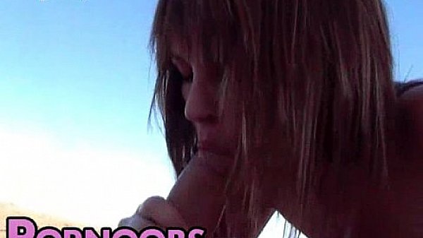 Sexy Sarah fucking by beach 