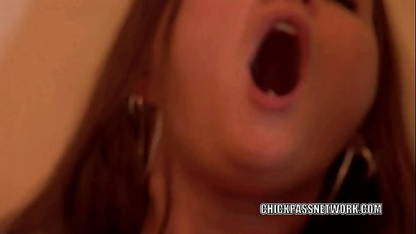 Candy and Cristyna are swapping a cock