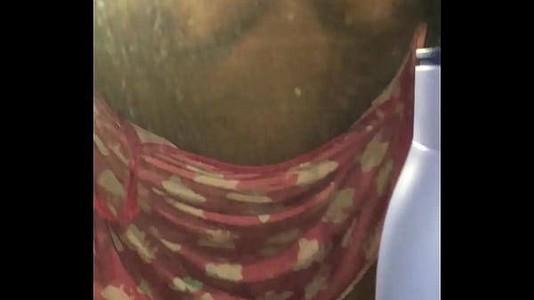 Play MP4 - gostosinha levando na chota escondido