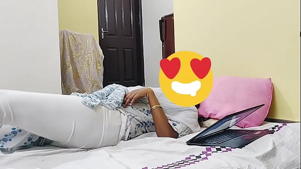 Play MP4 - पति ने खूबसूरत कामवाली बाई की जबरदस्त गोल gand mari और chudai की