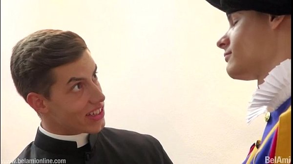 Play MP4 - Padre fazendo um belo trabalho