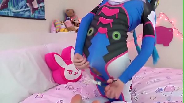 Play MP4 - Blue Hair Cam Girl From SextingBang&period;com