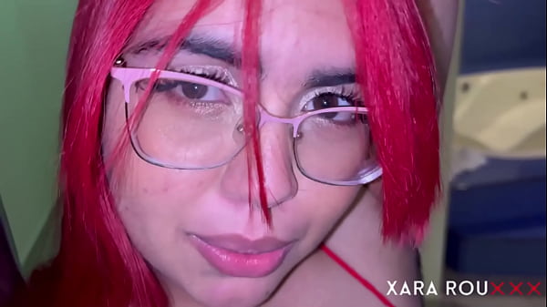 Play MP4 - Me Rompen El Vestido En A&ntilde;o Nuevo Y Me Cogen Por El Culo