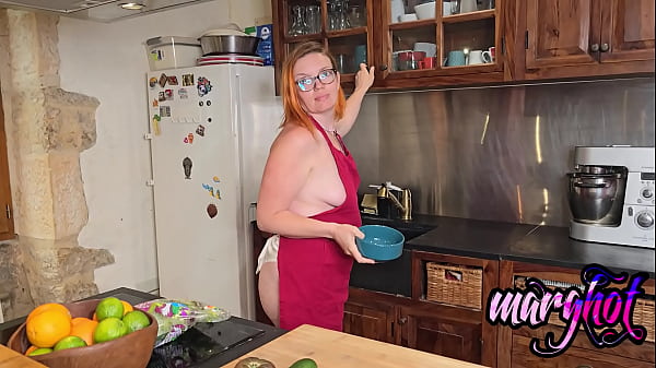 Nonton Mon Mec Me D&eacute;fonce Le Cul Dans Ma Cuisine.j'essaye De Faire &agrave; Manger Quand... thumbnail