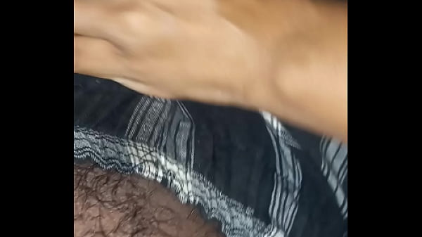 Nonton Mi Vecina Me Pide Que La Lleve En Carro Alg&uacute;n Sitio Publico Para Chuparme La Verga thumbnail