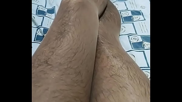 Riqu&iacute;sima travesti desnuda, con zapatillas y pantimedias 