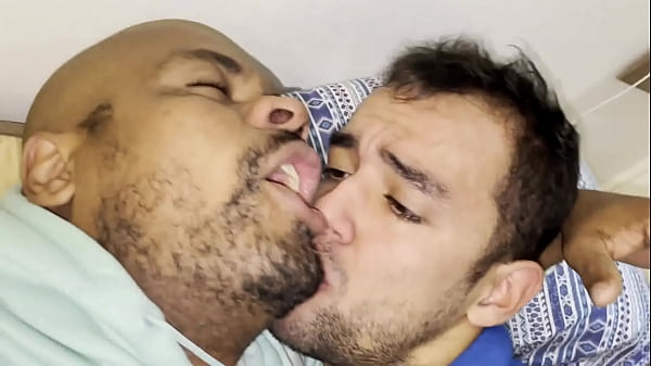 Play MP4 - Ativo cedeu e deu o cuzinho&comma; que negro do rabo grande e apertadinho