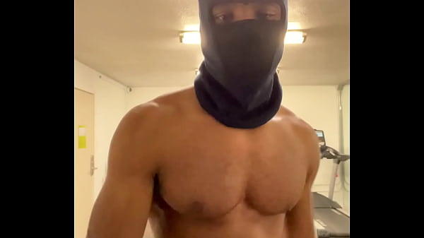 Nonton Working Out My Neck And Shoulders For The Ladies! thumbnail