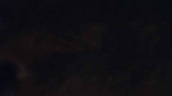 Andando No Tamanco Super Alto thumbnail