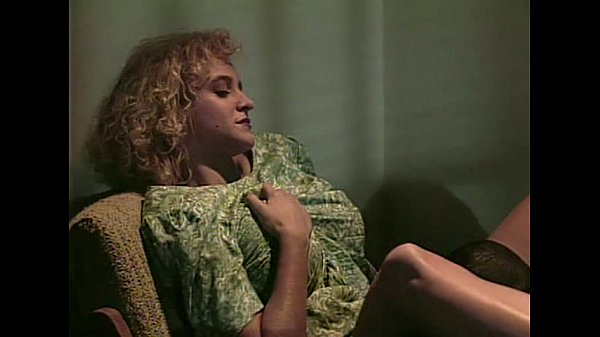 Play MP4 - Black Outline