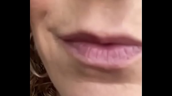 Sara jay's rubbing nose 