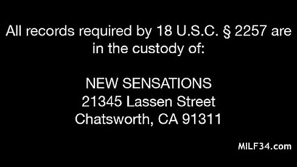 Nonton Milf Got Horny And Had Her Way With His Cock thumbnail