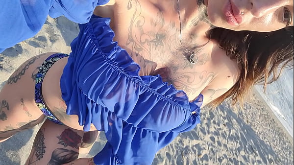 En direct mes petits c&oelig;urs venez me rejoindre sur le live ,et aussi devenez ... 