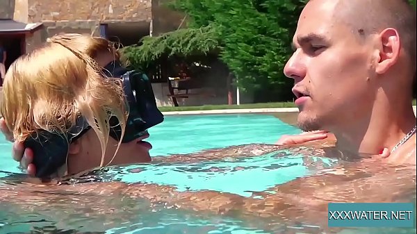 Swimming pool blowjob hardcore babe 