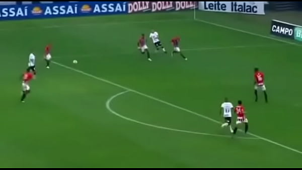 Novinho Tatuado Fodendo a Novinha Rosinha em menos de 30 segundos