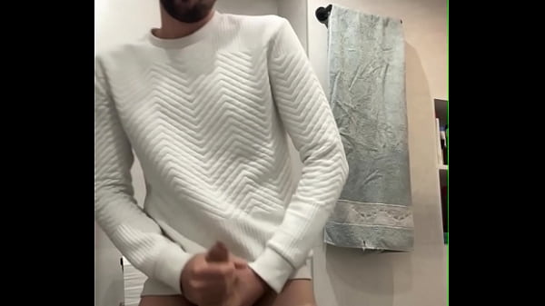 Play MP4 - sexy daddy jerking off and nutting huge load