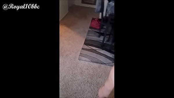 I busted a quick nut up in this sexy brunette 