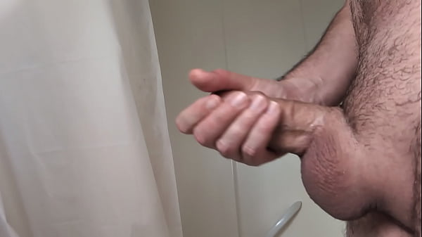Play MP4 - Masturbation before a hot bath