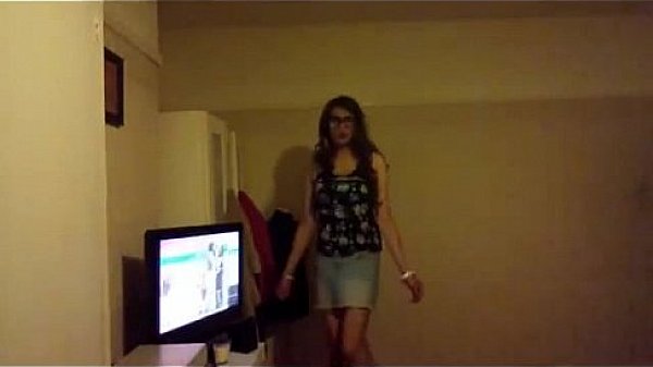 Kizoa Video Maker- KaylaGirl80 - crossdresser, Tgirl moves her Body for you (1) 