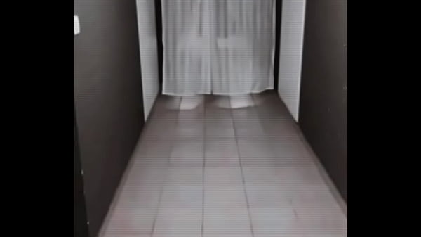 Nonton Valides-tu Ce Look ? thumbnail