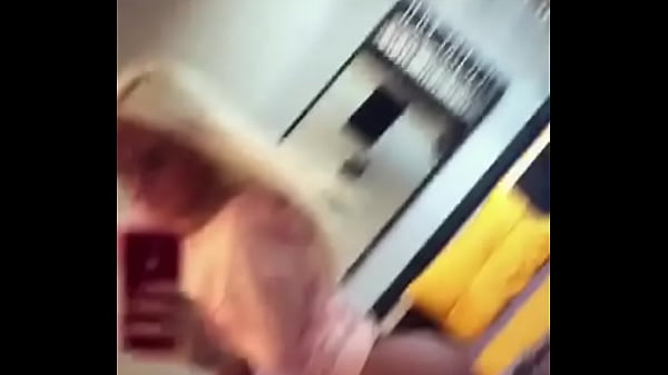 Nonton Trim.a1b0f8c1-c217-4086-95b8-19c52b6f3d41.mov thumbnail