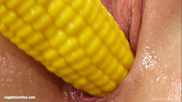 Play MP4 - Masturbating Billy enjoying herself on Sapphix