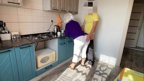 Play MP4 - Mature MILF with big tits and ass loves anal and blowjob with stepson