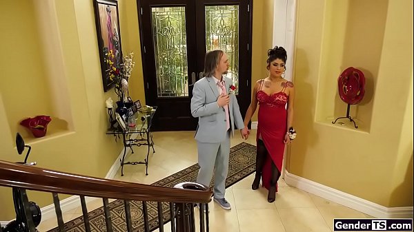 Latin ts Beth Bell and her prom date come home really early in the morning.She wants to get laid.She sucks him off and anal rides his cock 