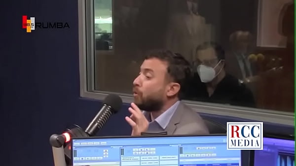 Agustín laje apaliza a psiquiatra loco Guerrero Heredia