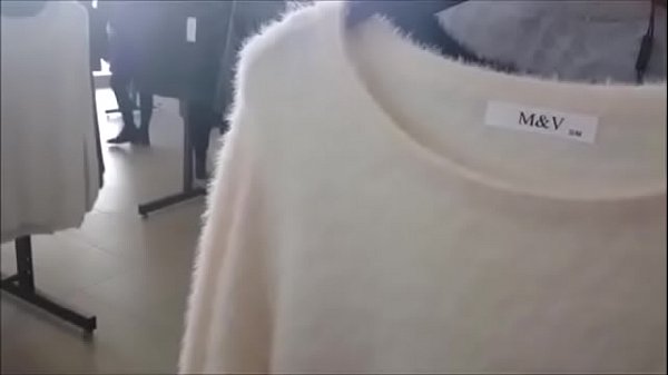 Play MP4 - Your wears a diaper full of urine and warm in the store among people