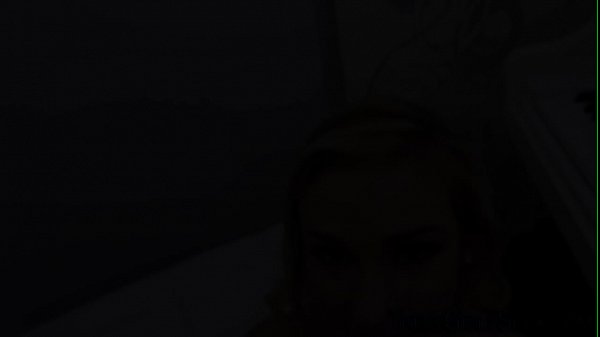 Blonde whore gives_head andtugs