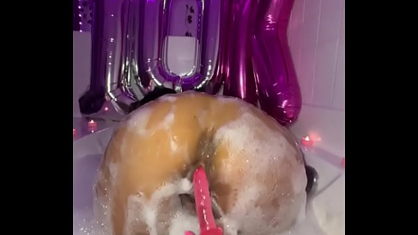 We hit 10k y&rsquo;all really had me feeling myself tonight bubbles pink candles & my favorite to 