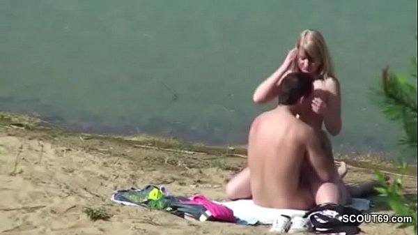 Play MP4 - Junges Paar fickt am Strand von Timmendorf und wird gefilmt