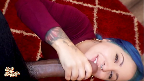 Play MP4 - Invited My DoorDash In For a BIG Tip