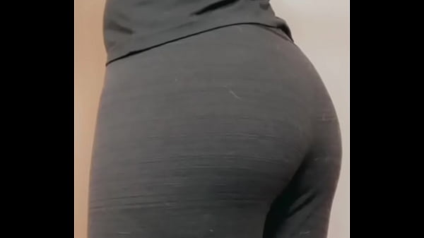 Nonton Ass Show thumbnail