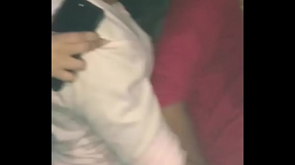 Colorado se deja manosear por dos cachondos