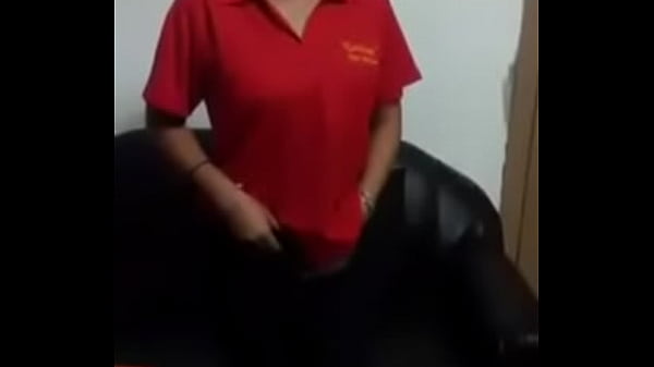 Nonton Trim.a4c9a265-936f-4454-9304-7e1792639de4.mov thumbnail