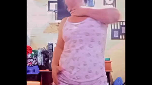 Favelada bem gostosinha com fantasia 