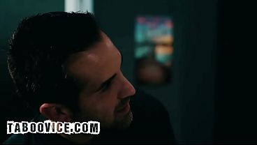 Nonton Just Being Friendly - Lana Sharapova thumbnail